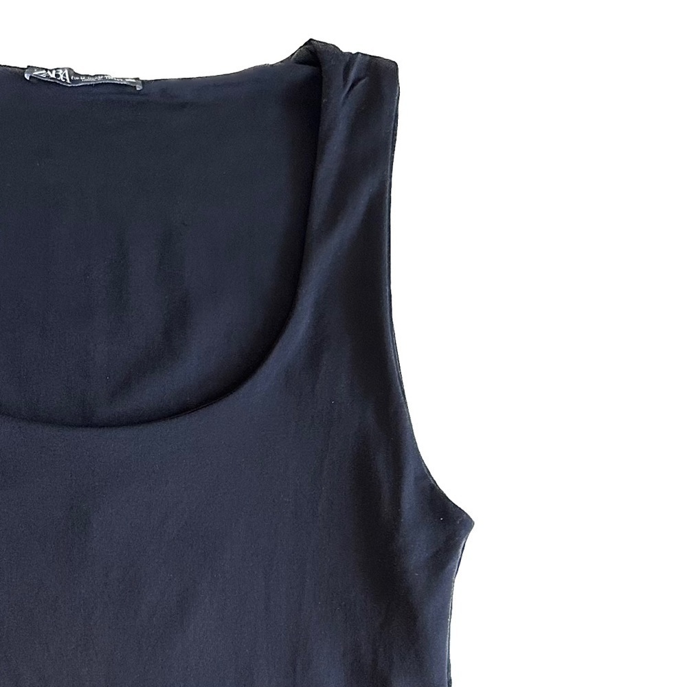 Zara Minimalist Black Shelf Bra Fitted Top Sleeveless Boat Neck Size Medium